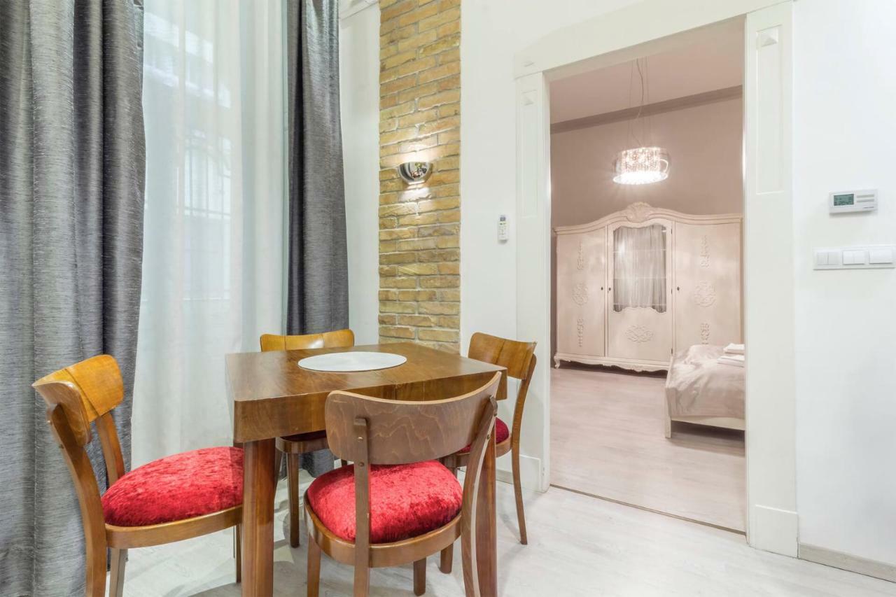 Vori Vori De Luxe Apartment 布达佩斯 外观 照片
