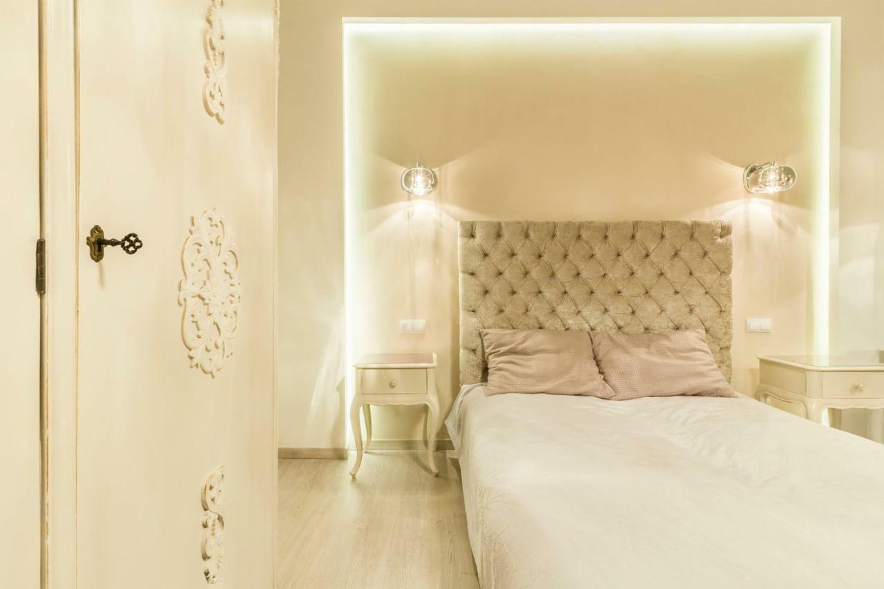 Vori Vori De Luxe Apartment 布达佩斯 外观 照片
